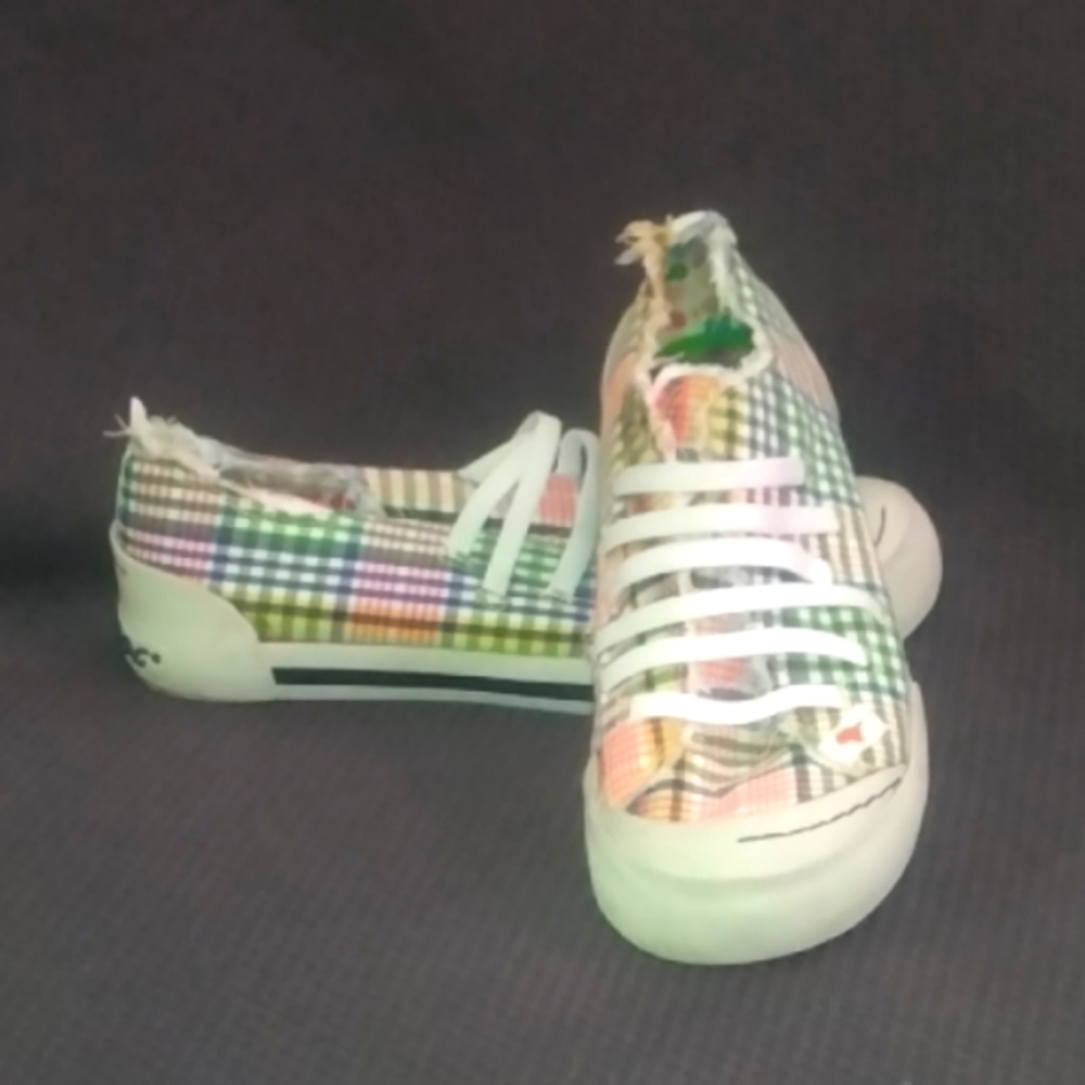8 Plaid Rocket Dog slide on sneaker